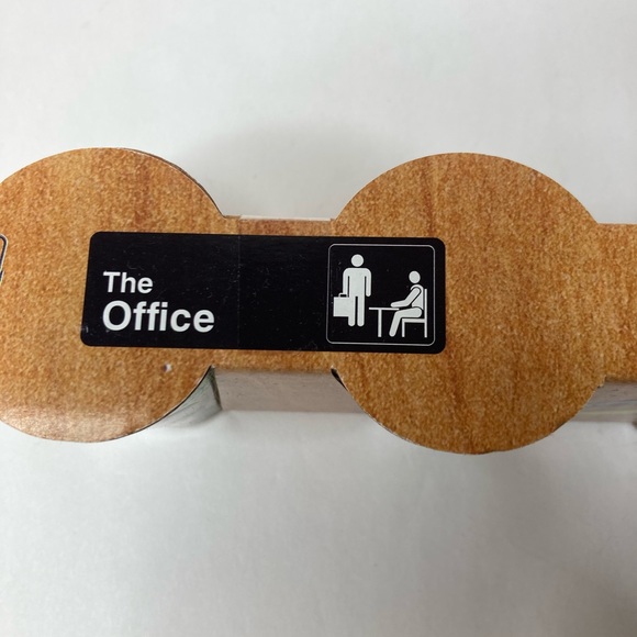 The Office collectible glassware set of six NWT - Picture 6 of 11